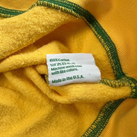 Made Some Souvenirs Cotton Crewneck Sweatshirt – Yellow La Sagrada Familia NWOT - Picture 8 of 9